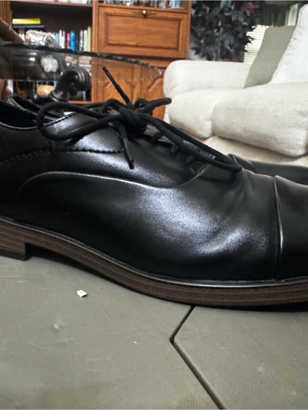 Van Heusen Black Leather Cap-Toe Oxford Dress Shoe